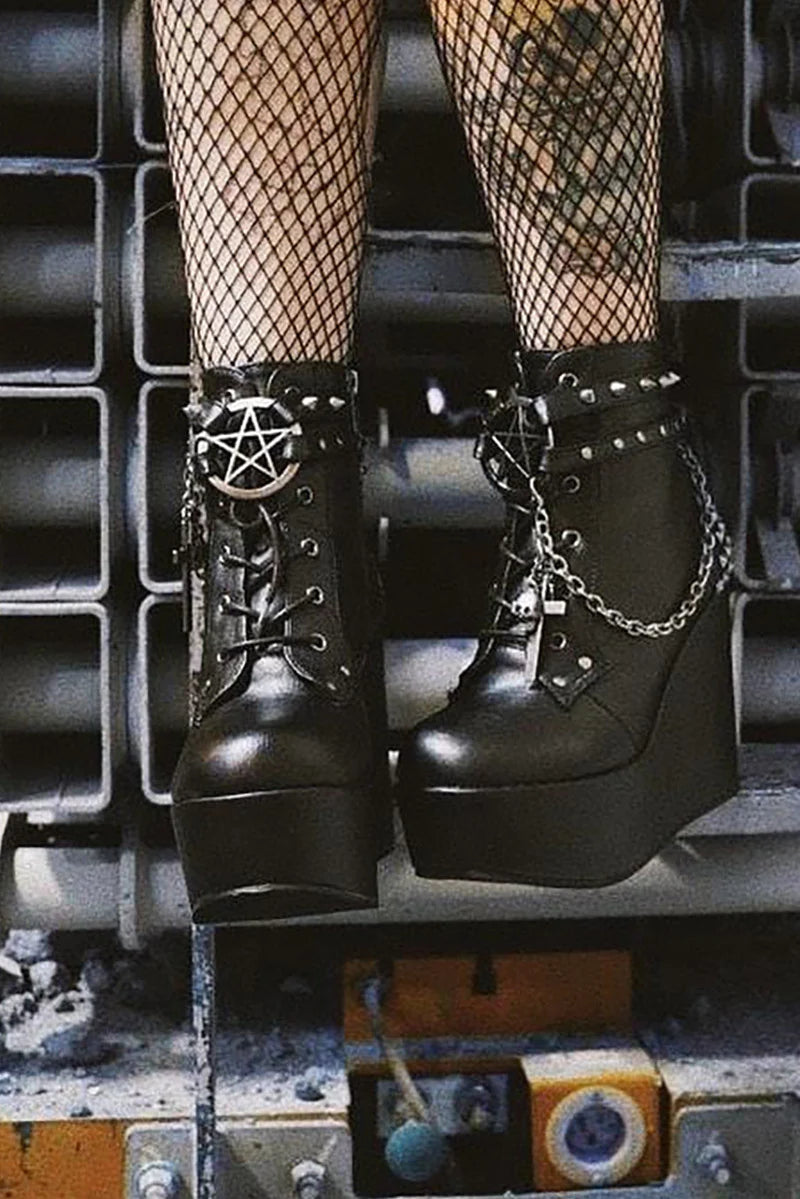 Witches Wanted Wedge Boots [POISON-101 Platforms]